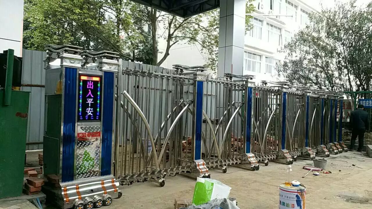 永新县永新县四川绵阳市飞机场伸缩门